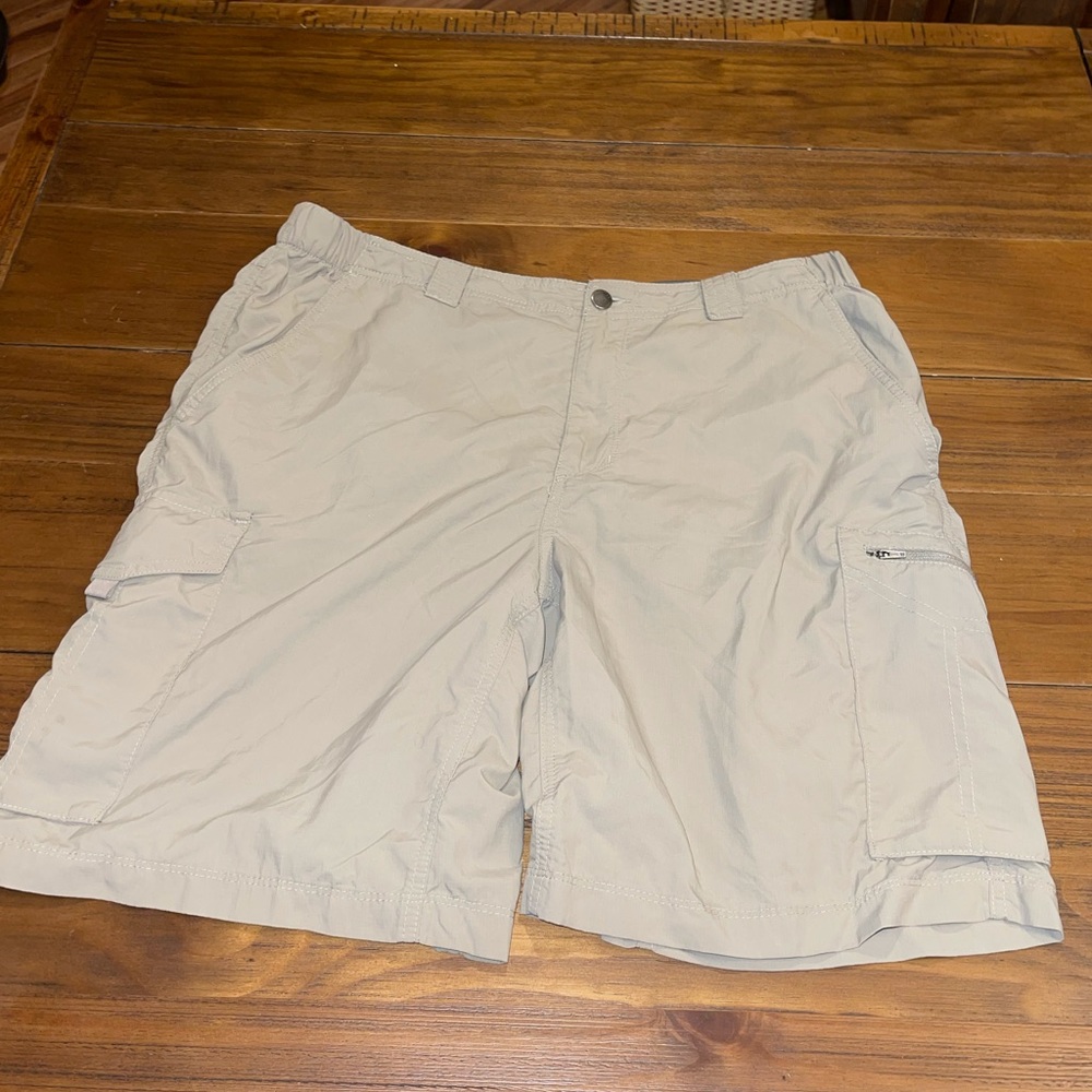 Columbia Omni Shade Sun Protection Shorts -‎ Men's 36 x 10